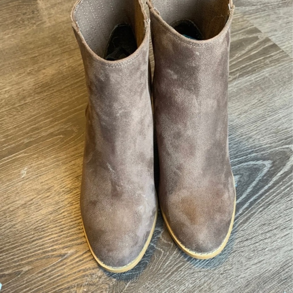 Booties - Picture 2 of 3